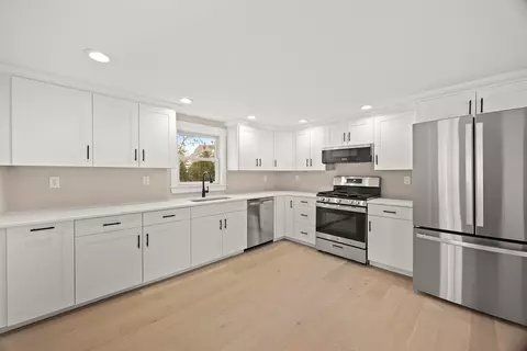 114 Orchard Rd, Mashpee, MA 02649 photo 6