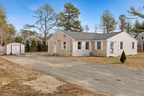 114 Orchard Rd, Mashpee, MA 02649 photo 2