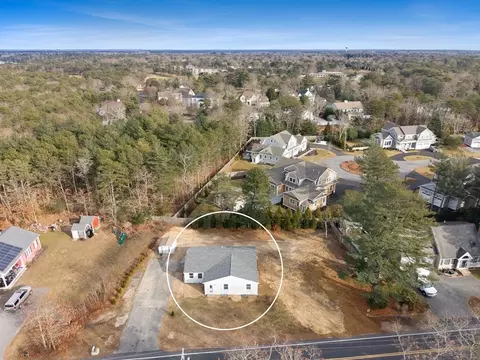 114 Orchard Rd, Mashpee, MA 02649 photo 4
