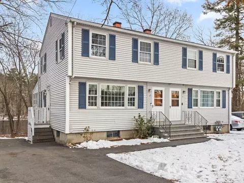 73 Bridle Rd #73, Billerica, MA 01821