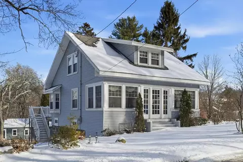 36 King St, Groveland, MA 01834