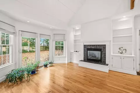 602 Putnam Ave, Barnstable, MA 02635 photo 10