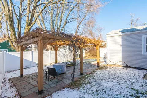 Exterior - 38 Colonial Dr, Dedham, MA 02026 photo 2 of 7