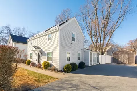 38 Colonial Dr, Dedham, MA 02026