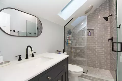 Bath - 38 Colonial Dr, Dedham, MA 02026 photo 2 of 2