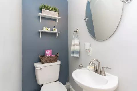 Bath - 38 Colonial Dr, Dedham, MA 02026 photo 1 of 2