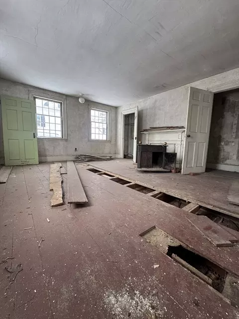 791 Main St, Ashby, MA 01431 photo 9