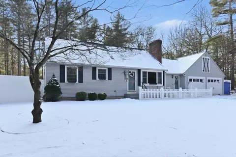 80 Walnut St, Middleboro, MA 02346