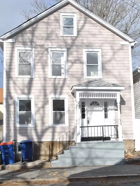 105 Sycamore St, New Bedford, MA 02740