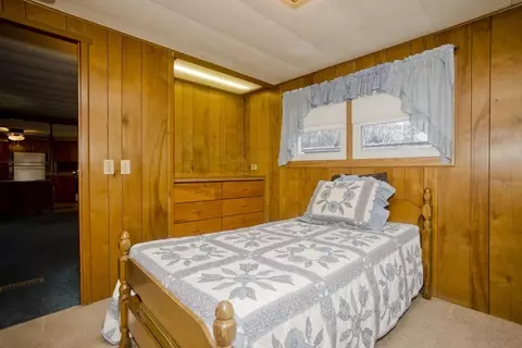 28 Mockingbird Dr, Chicopee, MA 01020 photo 14