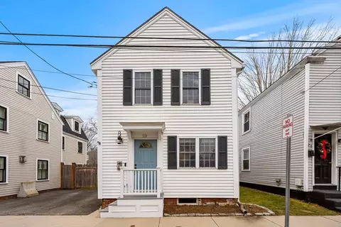 23 Merrill St, Newburyport, MA 01950