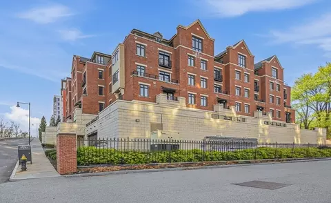1501 Commonwealth Ave #PH1, Brighton, MA 02135