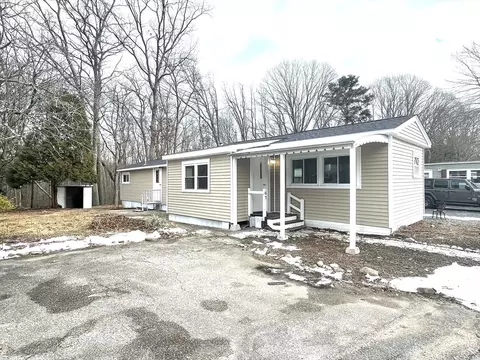 67 Longview Dr #67, Plainville, MA 02762