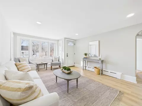 1 Harvard St, Fairhaven, MA 02719 photo 2