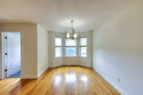 38 Johnson St, Worcester, MA 01604 photo 9