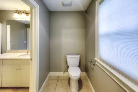 38 Johnson St, Worcester, MA 01604 photo 30