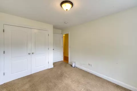 38 Johnson St, Worcester, MA 01604 photo 20