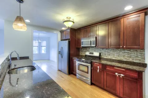 38 Johnson St, Worcester, MA 01604 photo 6