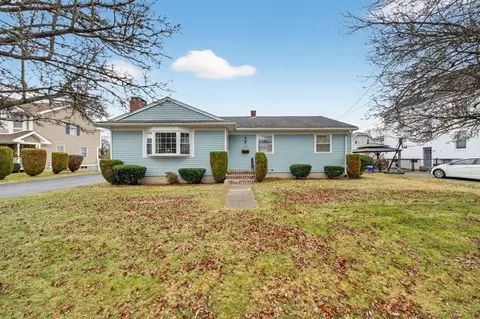1026 Shelburne St, New Bedford, MA 02745