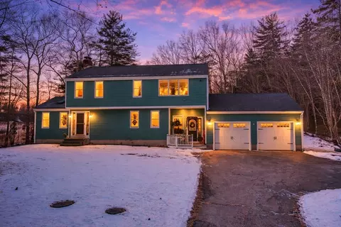 13 Dolge Ct, Oxford, MA 01540