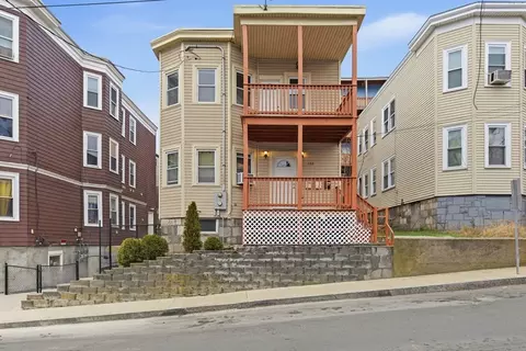 133 Marlborough St, Chelsea, MA 02150