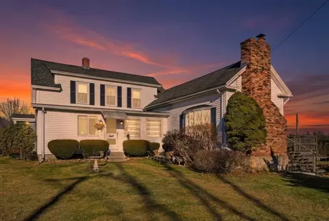 521 N Liberty St, Belchertown, MA 01007