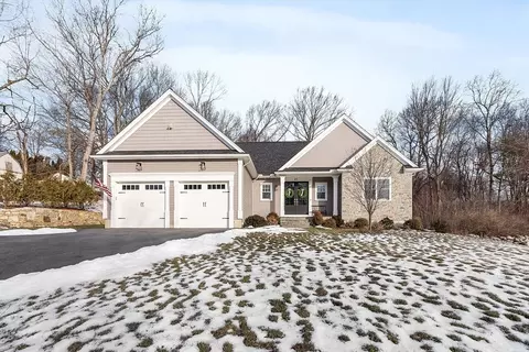 57 Old Brook Rd, Shrewsbury, MA 01545