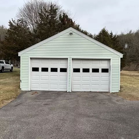 Exterior - 93 Plain St, Mansfield, MA 02048 photo 2 of 5