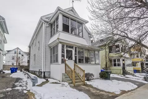 809 Carew St, Springfield, MA 01104