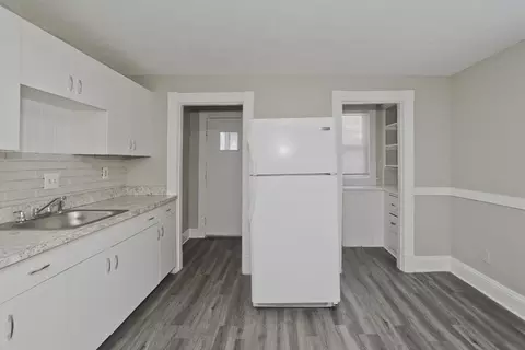 809 Carew St, Springfield, MA 01104 photo 4