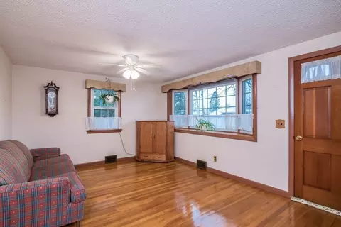 Living - 17 Randall St, Chicopee, MA 01013 photo 2 of 3