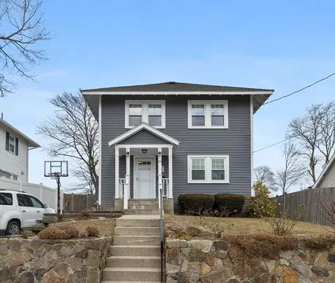 16 Beechwood Rd, Braintree, MA 02184