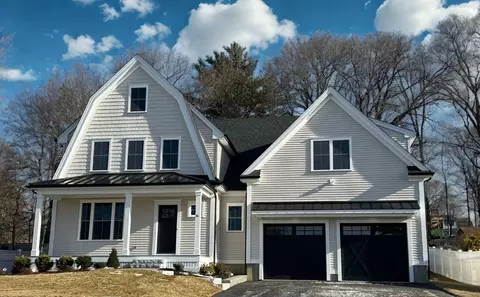 41 Charles St, Natick, MA 01760