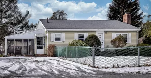 56 Walsh St, Framingham, MA 01701