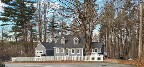 13 Ridge Rd, Southbridge, MA 01550