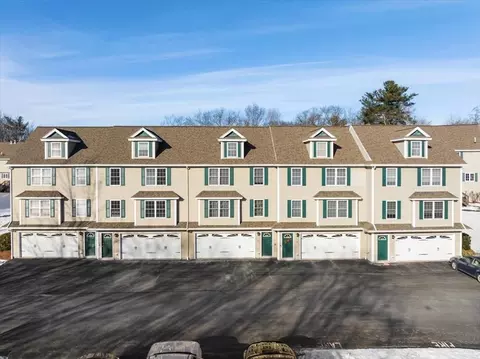 530 Mammoth Rd #42, Dracut, MA 01826