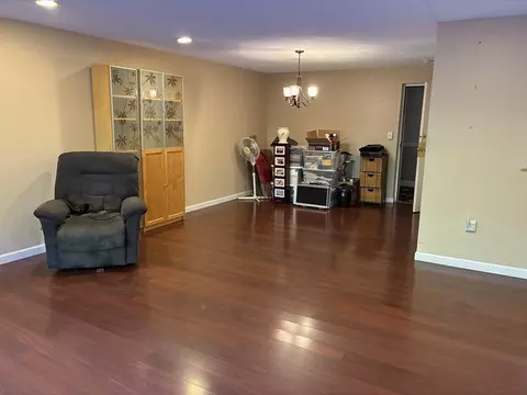 Living - 2 Summit Dr #18, Reading, MA 01867 photo 1 of 2