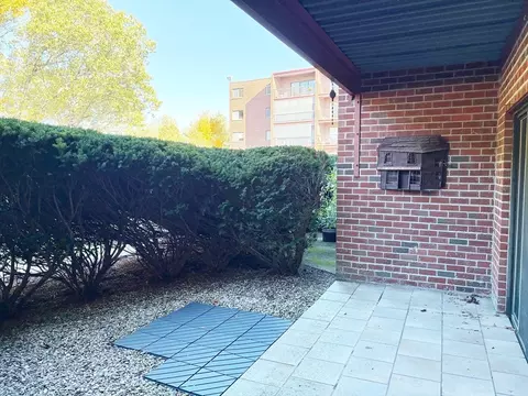 Exterior - 2 Summit Dr #18, Reading, MA 01867 photo 1 of 3