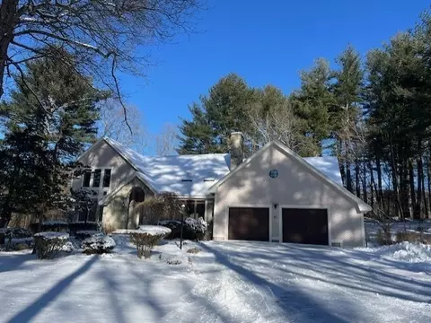 41 Leland St, Grafton, MA 01519