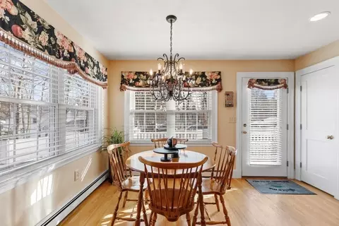 Dining - 257 High St, Reading, MA 01867 photo 5 of 5