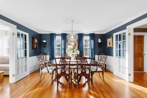 Dining - 257 High St, Reading, MA 01867 photo 2 of 5