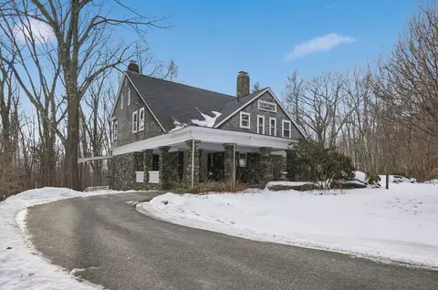 13 Goodnow Rd, Princeton, MA 01541