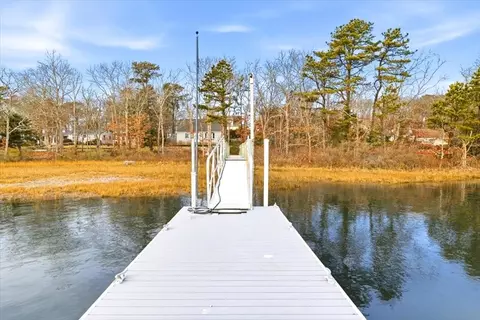 Other - 197 Monomoscoy Rd, Mashpee, MA 02649 photo 4 of 8