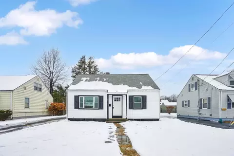 Exterior - 38 Tyrone St, Springfield, MA 01104 photo 2 of 5