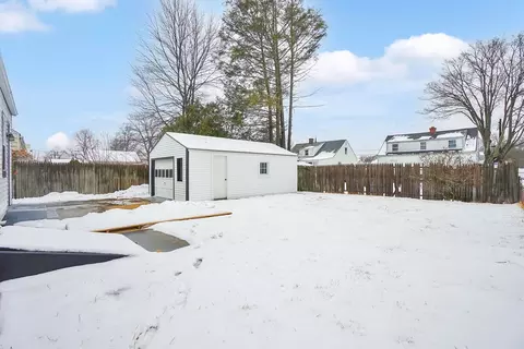 Exterior - 38 Tyrone St, Springfield, MA 01104 photo 5 of 5