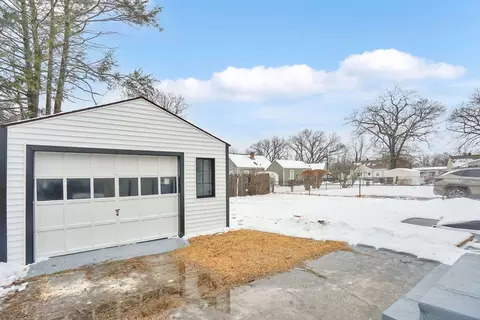 Other - 38 Tyrone St, Springfield, MA 01104 photo 1 of 7