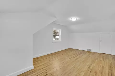 Bedroom - 38 Tyrone St, Springfield, MA 01104 photo 6 of 7