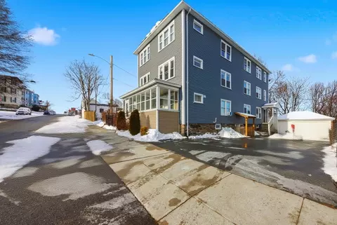 112 Harrison St, Worcester, MA 01604 photo 3