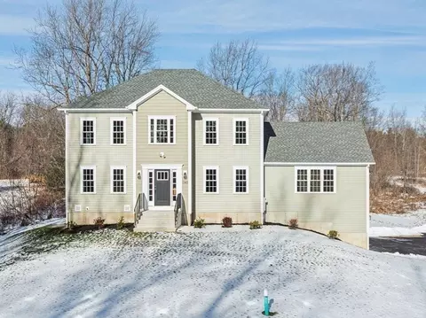140 Ridge Rd, Rutland, MA 01543
