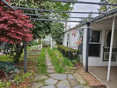 40 Better Way, Springfield, MA 01109 photo 22